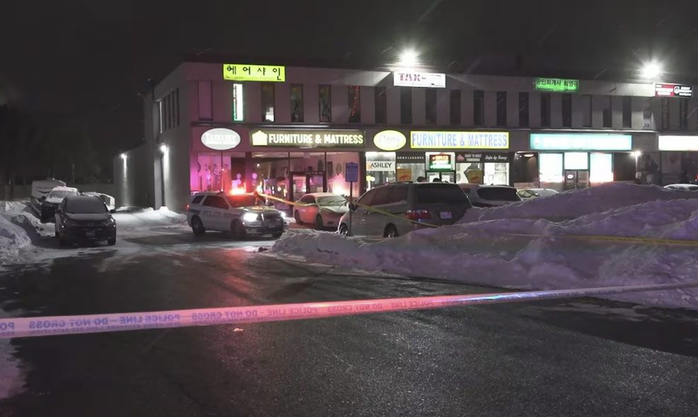 Kobieta po pięćdziesiątce zabita podczas kłótni w Mississaudze na plazie przy Dundas i Dixie