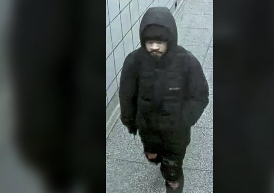 Video: Zaatakował nożem przypadkową osobę w zachodnim Toronto