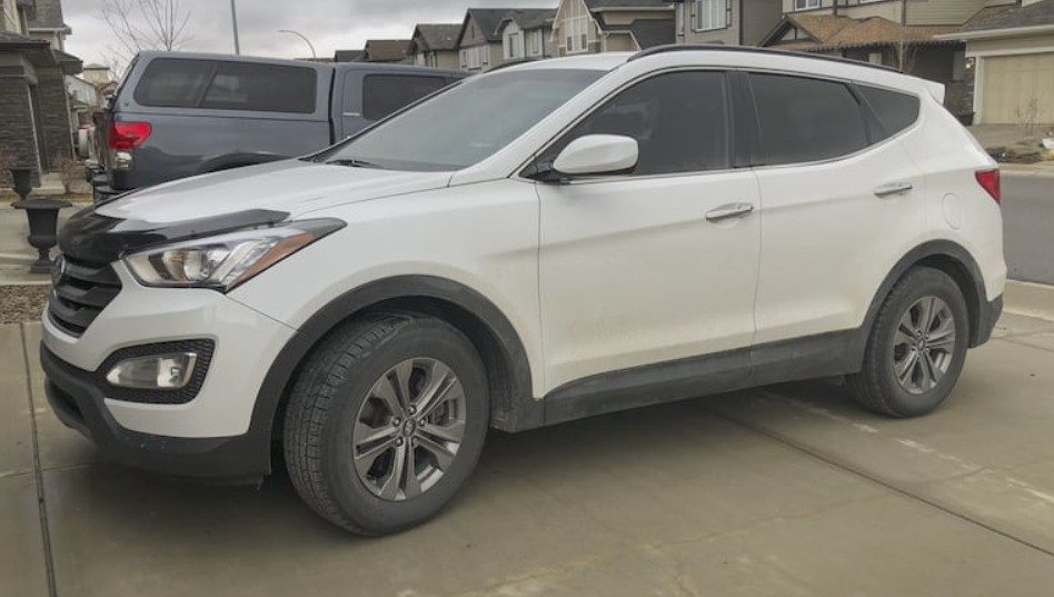 „Brudny trik z olejem”: mieszkaniec Ontario oszukany na sprzedaży samochodu