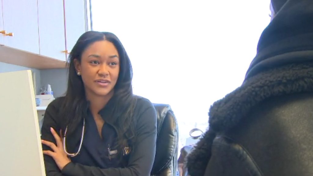 Nowa praktyka i tysiące reakcji. Lekarka z Brampton podbija media społecznościowe