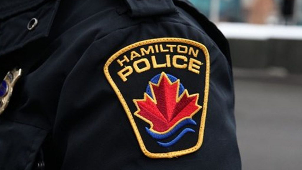 Policjant z Hamilton oskarżony o przestępstwa seksualne