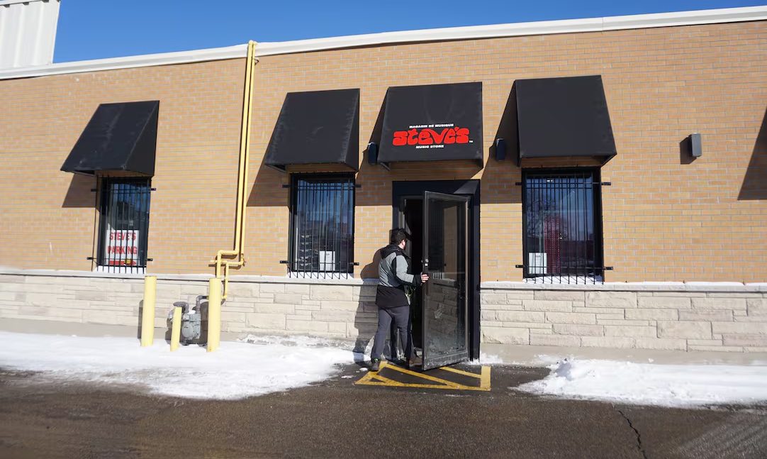 Koniec ważnej muzycznej instytucji. Steve’s Music zamyka niemal wszystkie sklepy