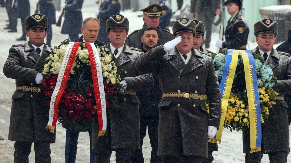 Tusk w Kijowie. Spotkanie z Zełenskim i hołd obrońcom Ukrainy