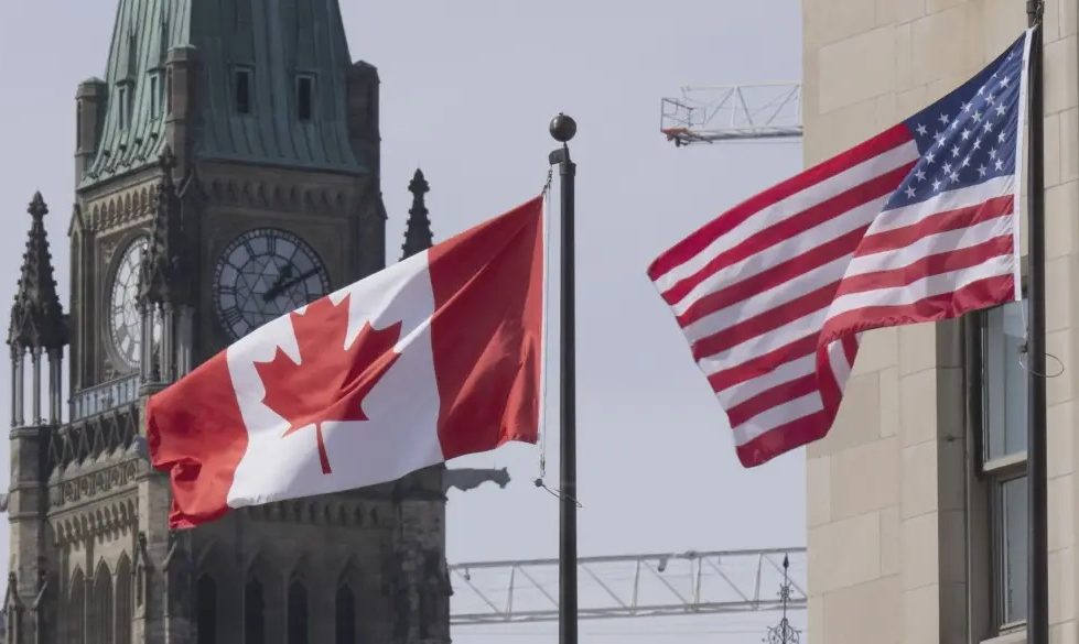 Niemal połowa Kanadyjczyków uważa dziś USA za większe zagrożenie dla światowego pokoju niż Rosję