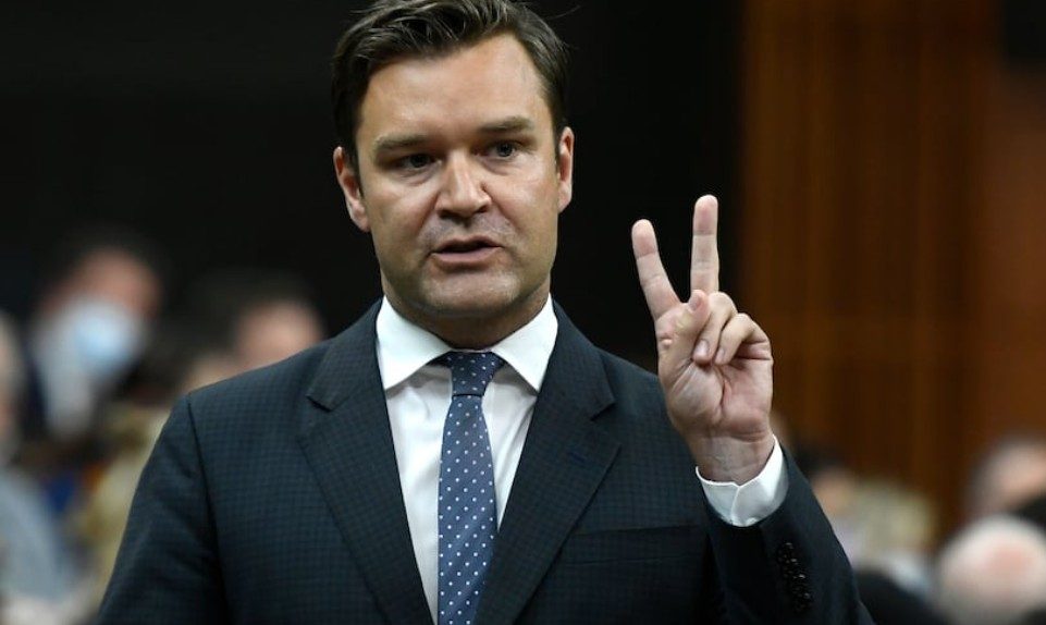 Konserwatywny poseł Matt Jeneroux przechodzi do liberałów