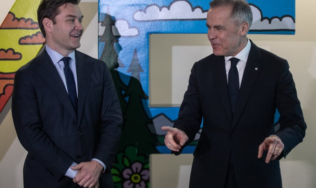 Wyborcy z okręgu Matta Jeneroux w Edmonton Riverbend komentują jego decyzję o zmianie kolorów partyjnych