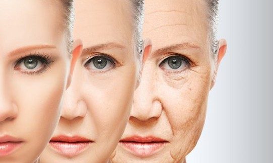 Starzejemy się gwałtownie dwa razy w życiu. Naukowcy wskazali konkretne momenty
