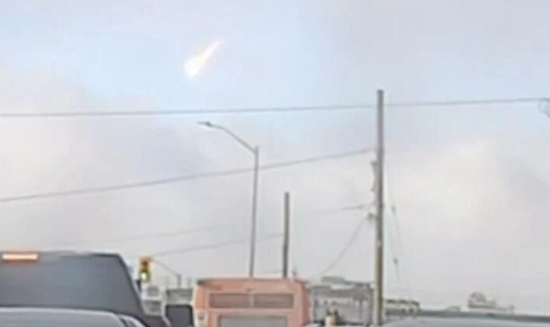 Ogromna kula ognia przyleciała nad Ontario