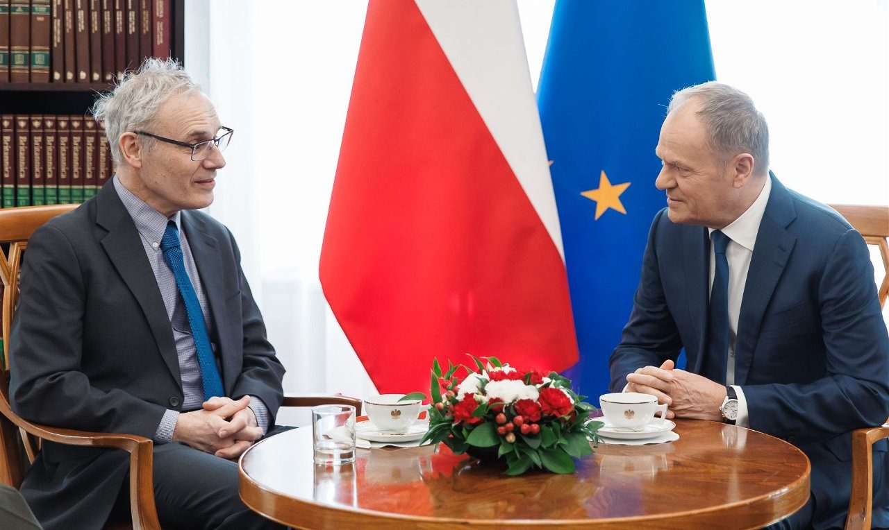 Noblista Victor Ambros chce zostać obywatelem Polski