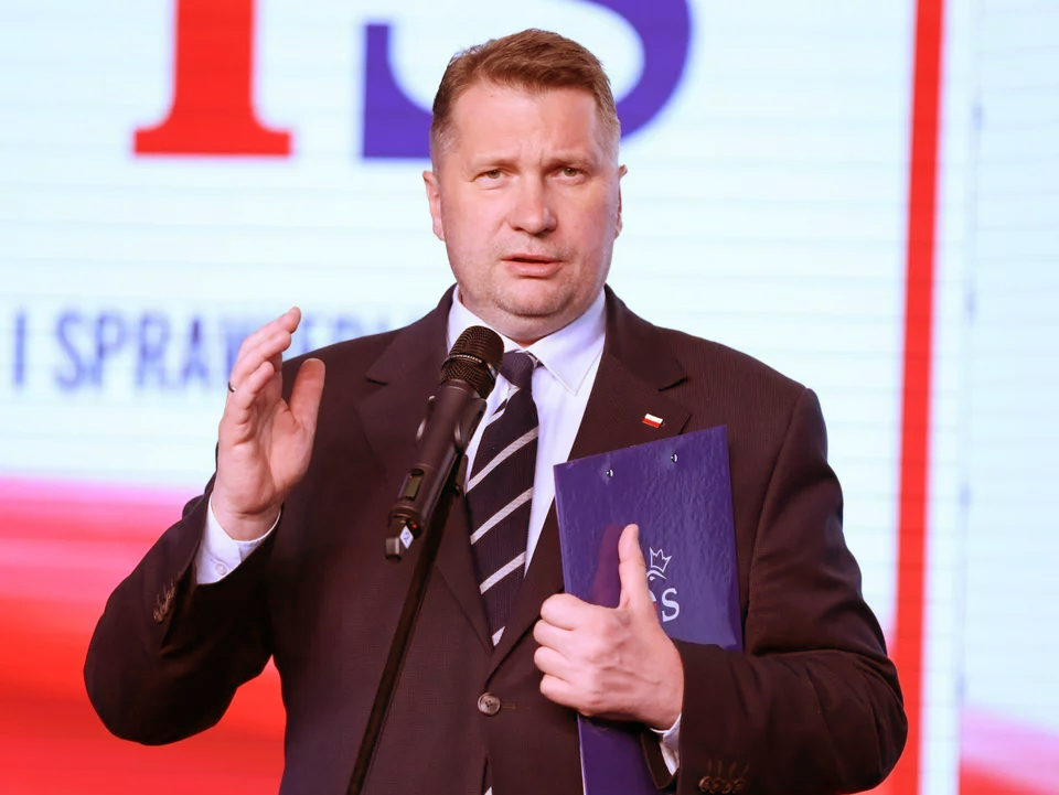 Czarnek: „Lepiej być zakutym łbem niż pustym”