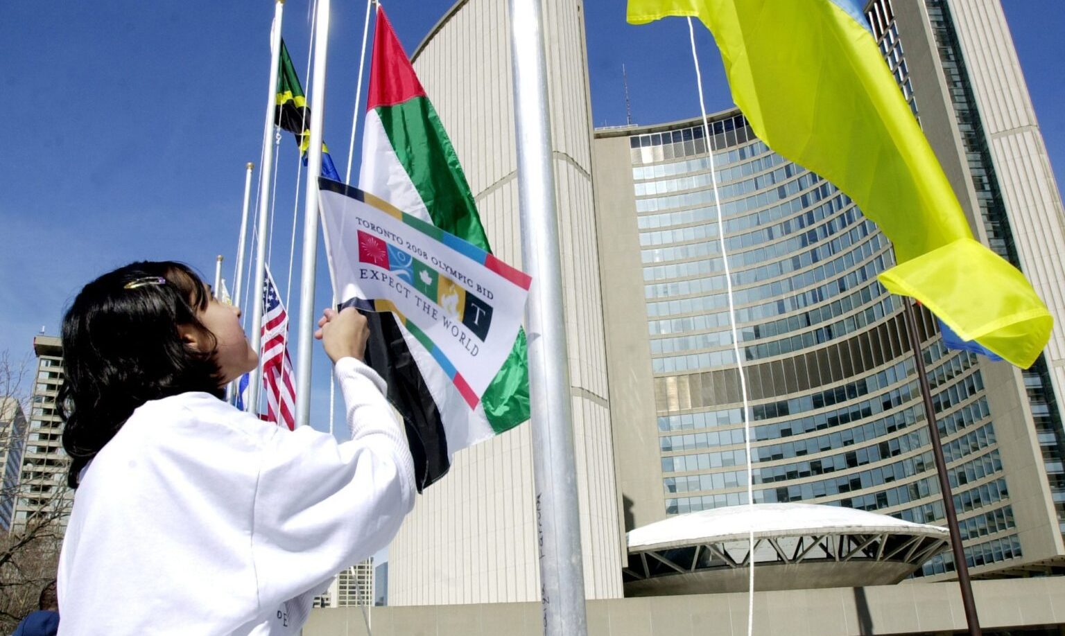 Spór o flagi w Toronto. Radny chce zmian