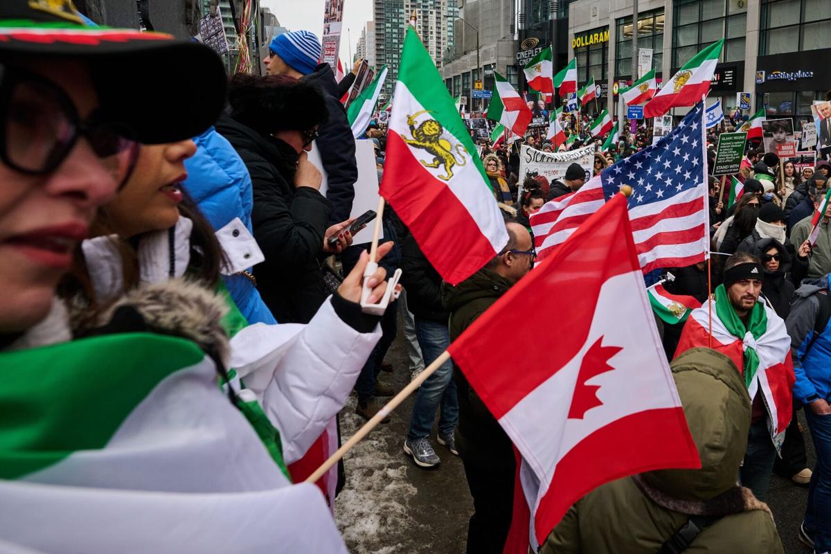 Irańska diaspora demonstruje w Richmond Hill