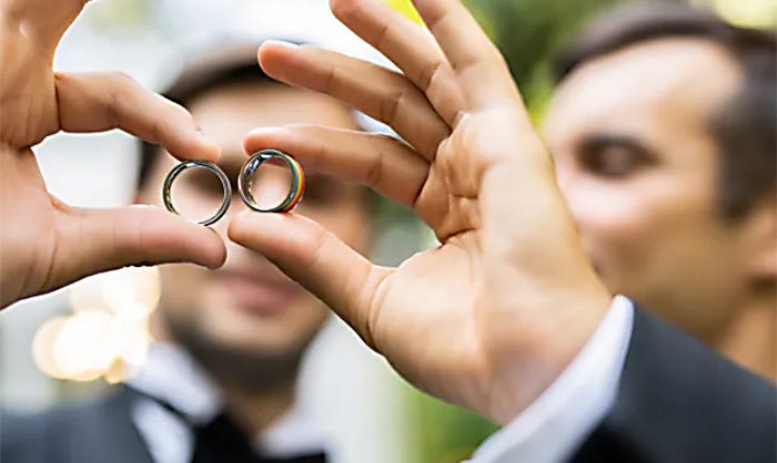 NSA: małżeństwo jednopłciowców musi zostać uznane