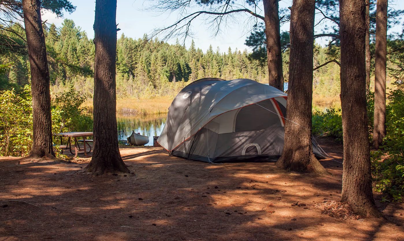 Gdzie pod namiot w Ontario? Sprawdzone propozycje