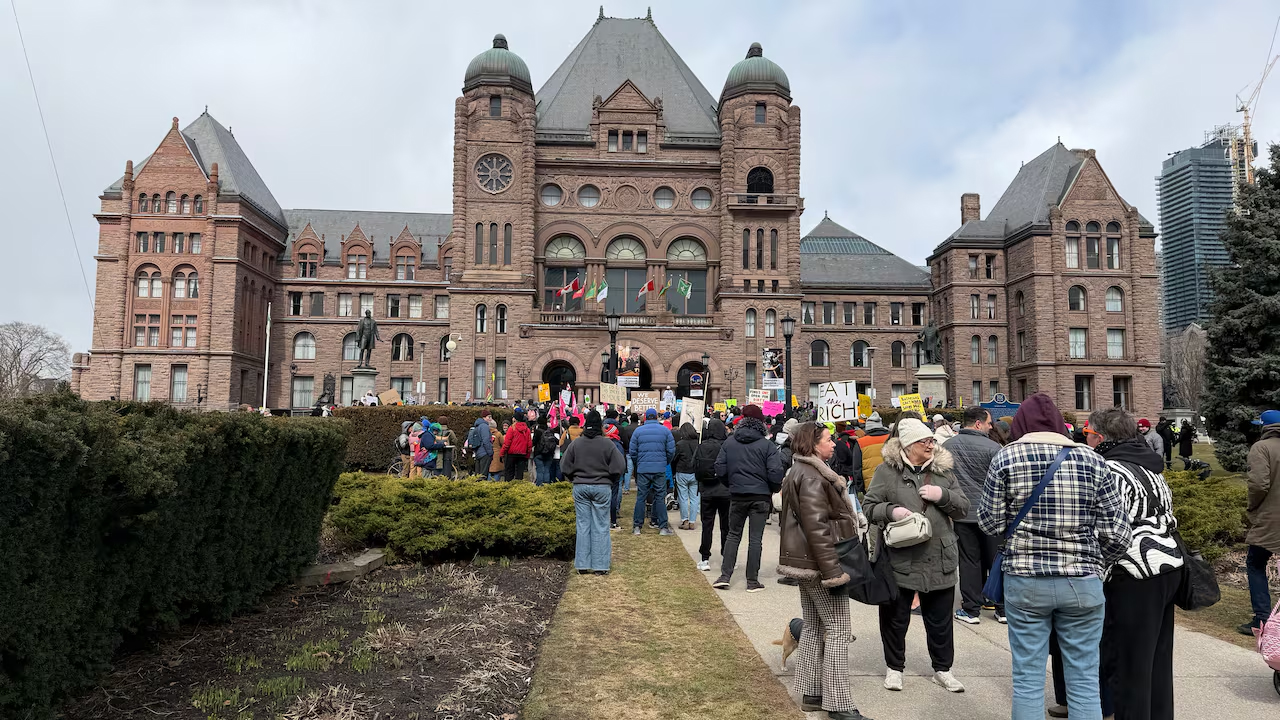 Protesty w Ontario przeciw decyzjom rządu Forda