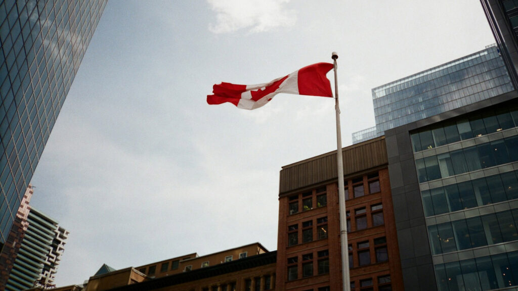 Ostrzeżenie pogodowe dla GTA. Silny wiatr do 90 km/h