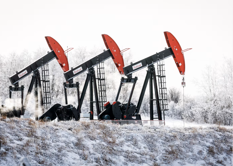 Kanada będzie uwalniać dodatkowe 140 000 baryłek ropy dziennie począwszy od kwietnia