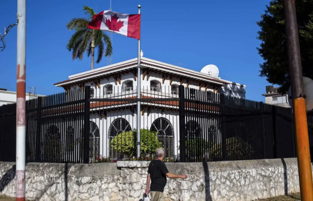 Syndrom hawajski to nie był efekt ataku na kanadyjczyków. Amerykanie uważają iż to był atak