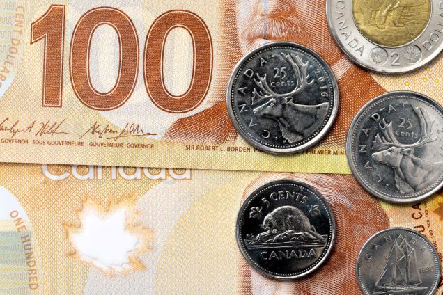 Wypłaty nowego zasiłku. Kto dostanie pieniądze?