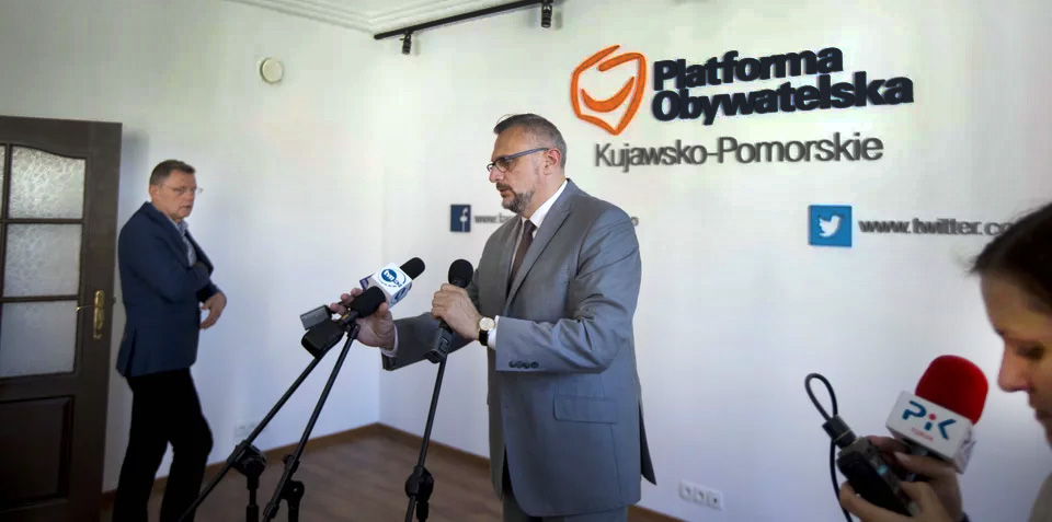 Szpital i polityka. Afera wokół operacji syna senatora Lenza