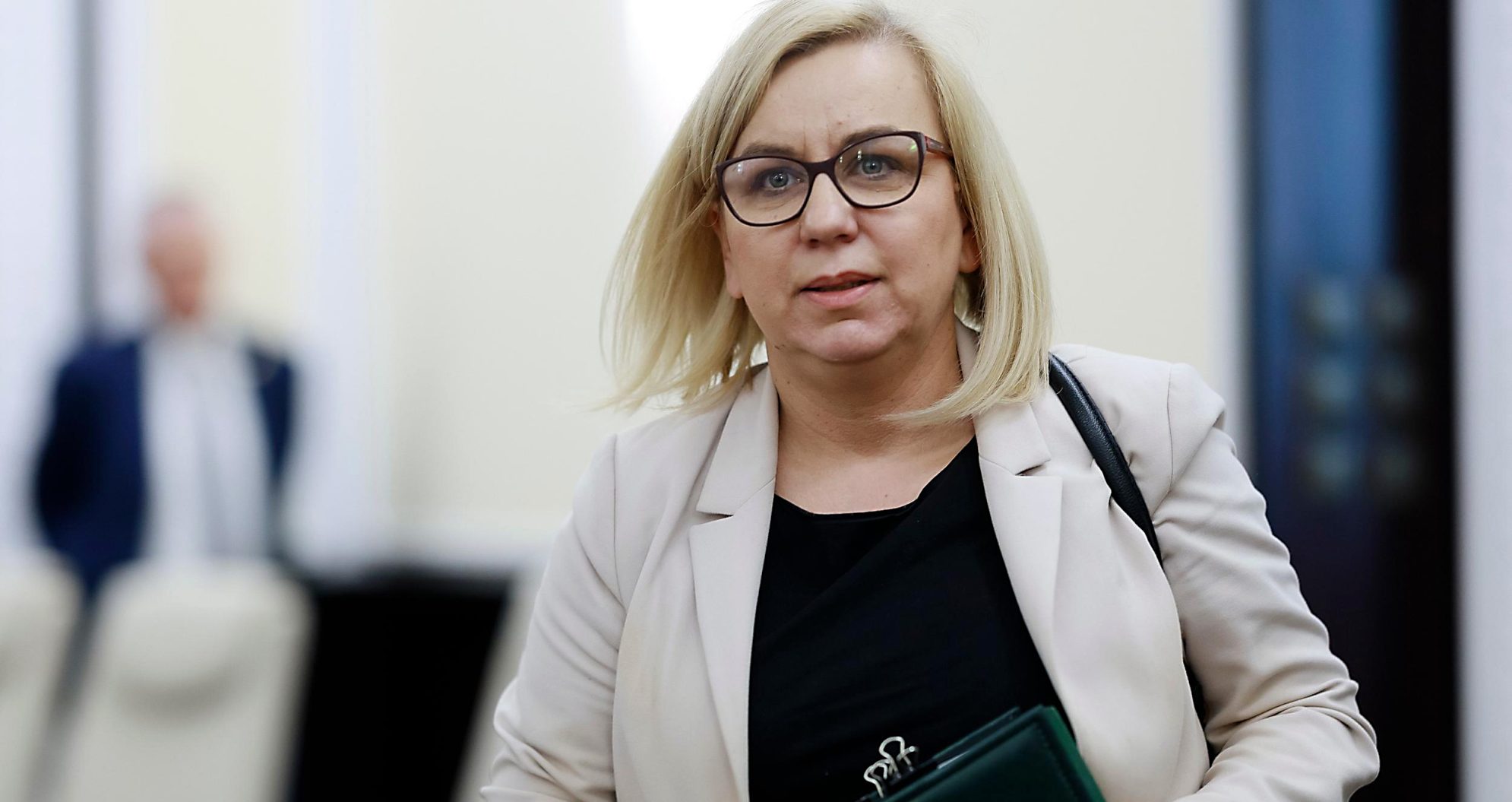 Czarne chmury nad Hennig-Kloską