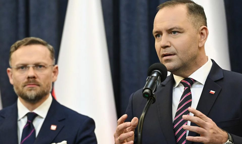 Prezydent: ślubowanie tylko przed głową państwa