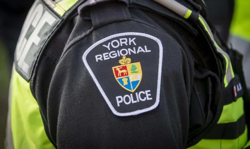 Policja rozbiła grupę włamywaczy i szuka właścicieli skradzionych przedmiotów