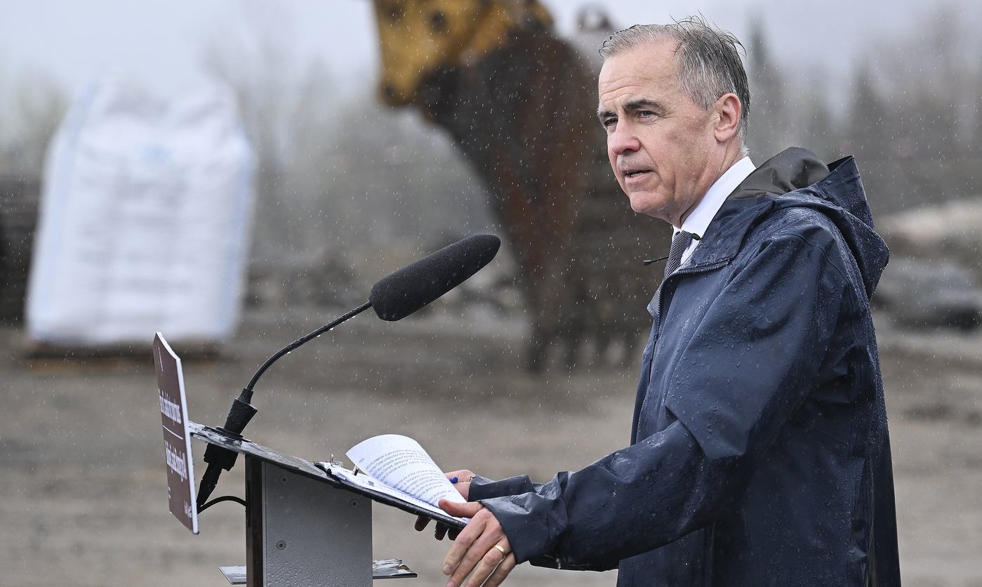 Carney bagatelizuje decyzję USA o zawieszeniu wspólnej rady obronnej