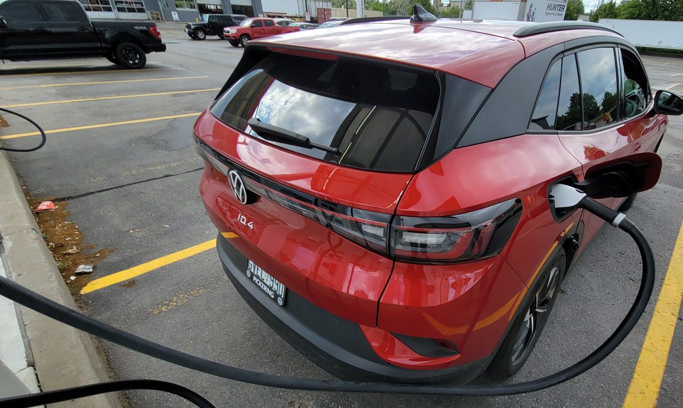 Po powrocie dopłat sprzedaż aut elektrycznych mocno wzrosła