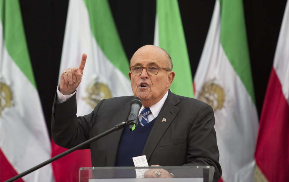 Były burmistrz Nowego Jorku Rudy Giuliani w stanie krytycznym