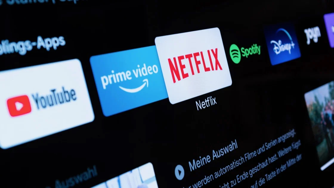 Konserwatyści chcą zablokować decyzję CRTC o opłatach dla Netflixa i Amazona