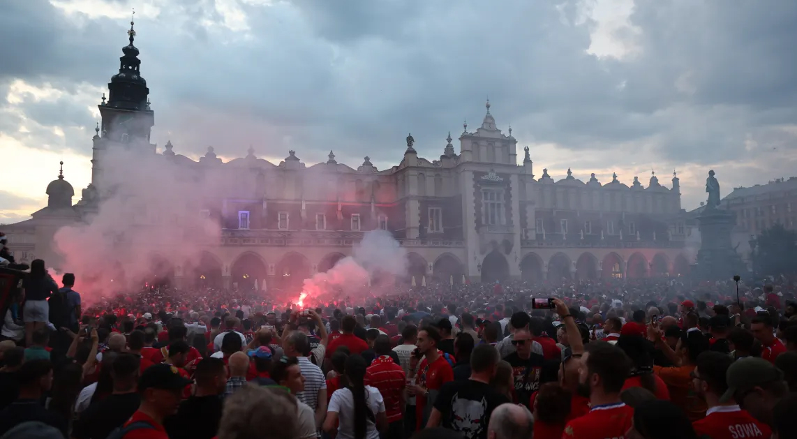 Kibice świętowali powrót Wisły Kraków do ekstraklasy