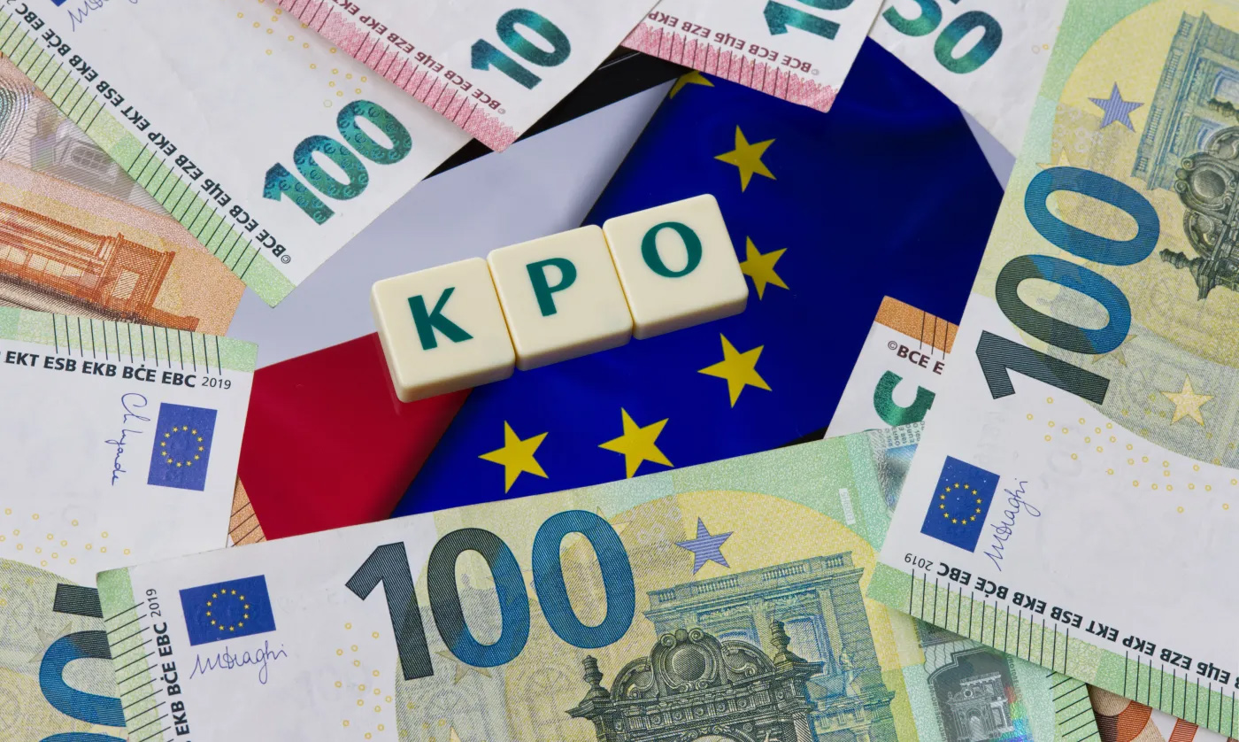 Efekty kontroli ws. afery z KPO — jachty, baseny, ekspresy do kawy…
