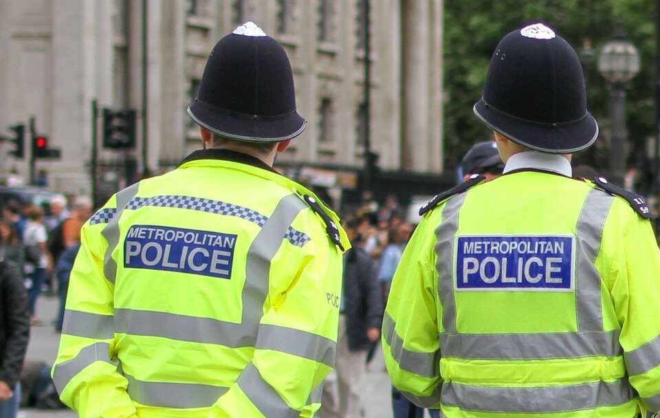 Noc przemocy w Londynie. Policja bada dwa ataki