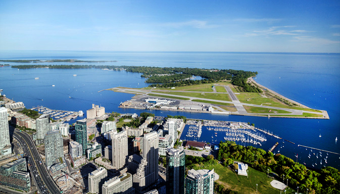 Rozbudowa lotniska Billy Bishop może kosztować choćby 5 miliardów