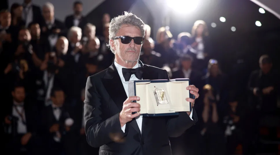 Rozdano nagrody w Cannes. Paweł Pawlikowski ze statuetką