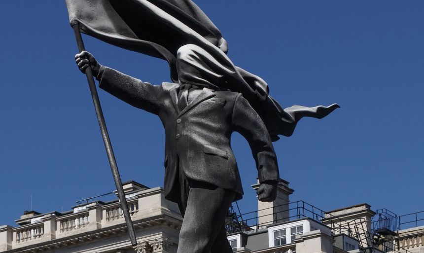 W nocy i nielegalnie zainstalowano w centrum Londynu pomnik zrobiony przez Banksy’ego