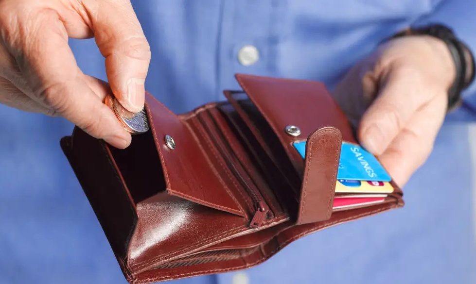 Coraz więcej Kanadyjczyków ma problemy finansowe