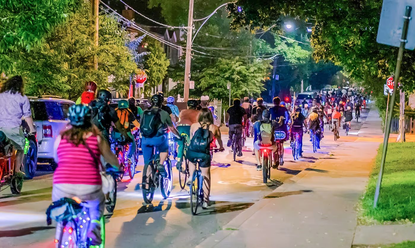 Tajemnicza trasa i dobra zabawa. Rusza Bike Party Toronto