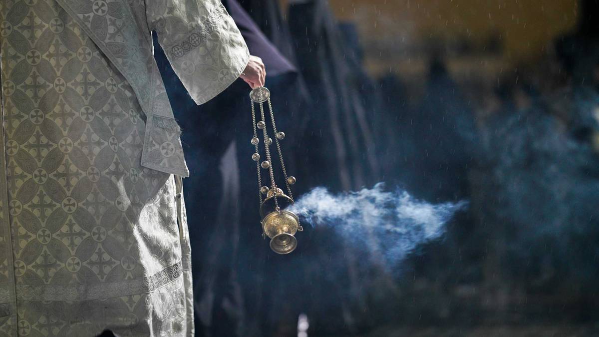 Fikcyjny ksiądz zorganizował własną parafię i zbierał datki