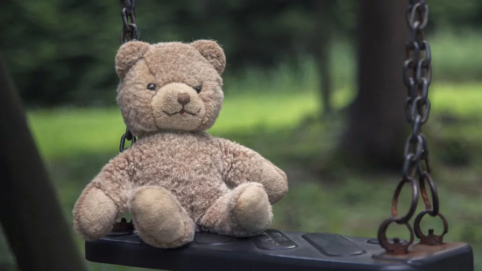 Onkolog oskarżony o pedofilię wyszedł na wolność