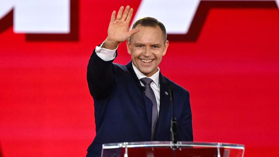 Karol Nawrocki liderem zaufania. Rekord w najnowszym sondażu