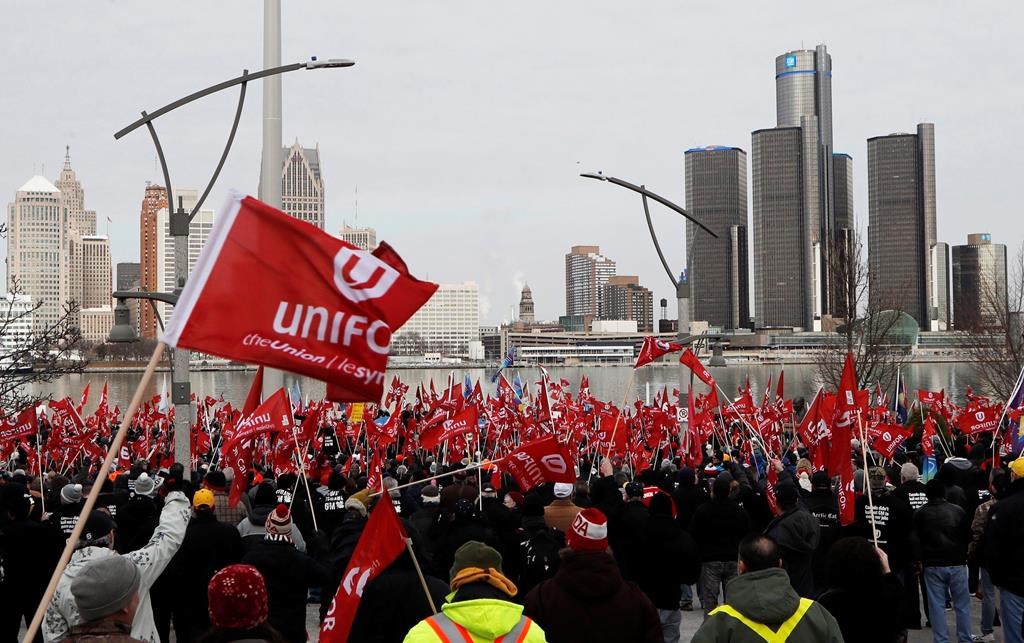 Unifor rozpoczyna najważniejsze negocjacje z producentami samochodów