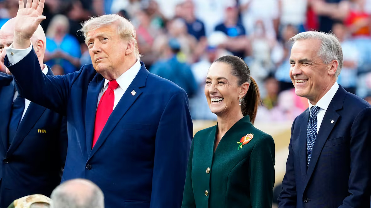 Trump prosił Carneya o skuteczniejszą walkę z pożarami lasów
