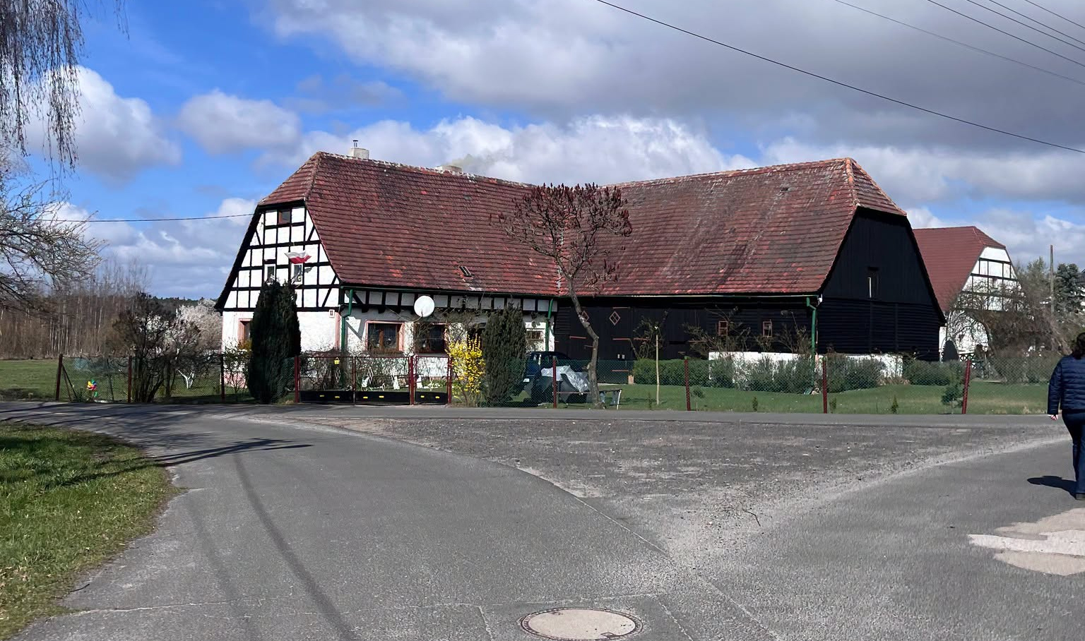 Mieszkańcy Ostaszowa nie chcą mieszkać w muzealnym eksponacie