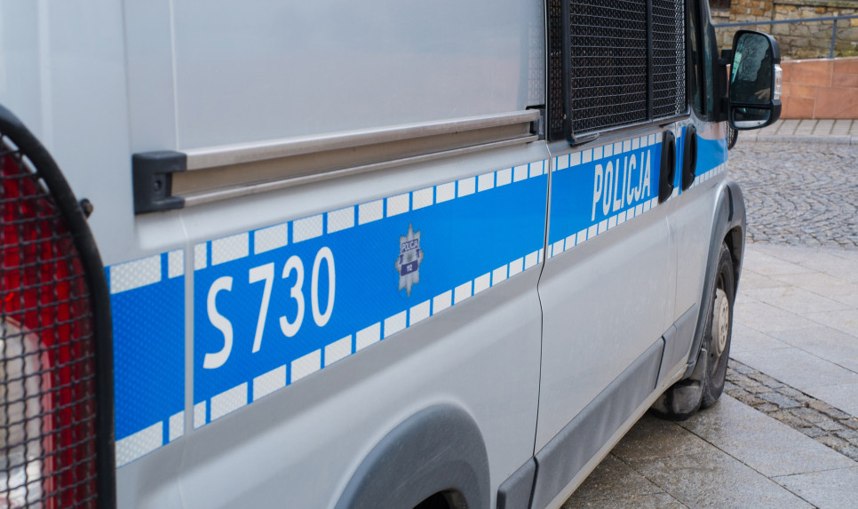 20-latek aresztowany za zabójstwo matki i próbę zabójstwa babci