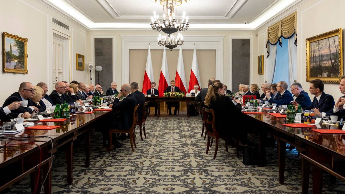 Ruszyła Rada Nowej Konstytucji