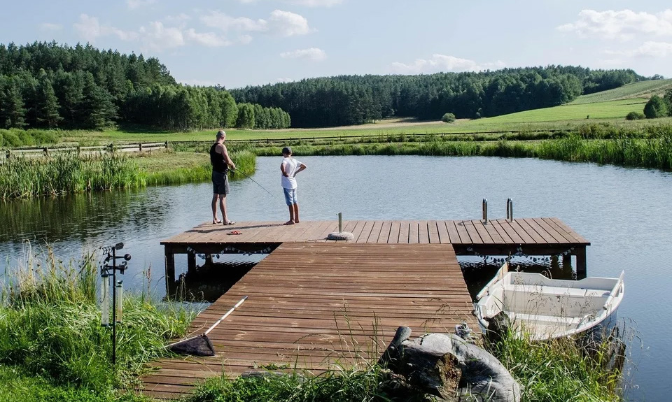 Rząd dopłaci do wakacji 600 zł na urlop w Polsce