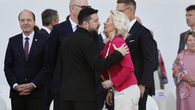 Zełenski odznaczył Ursulę von der Leyen
