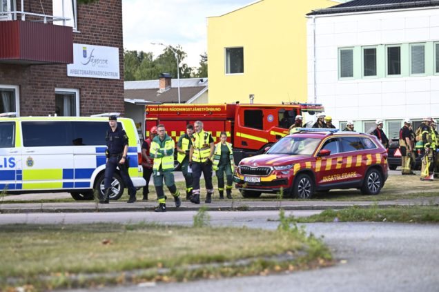 Atak mieczem w szwedzkiej szkole. Nie żyje 17-latka